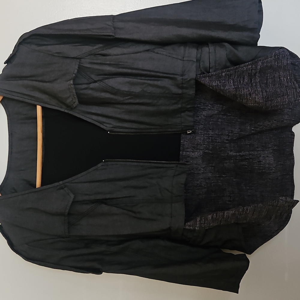 Lululemon Lab Black and Gray Women's Jacket